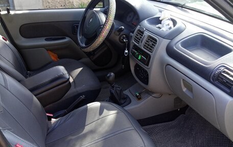 Renault Symbol I, 2005 год, 300 000 рублей, 17 фотография