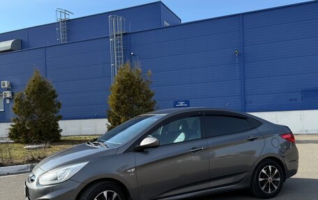 Hyundai Solaris II рестайлинг, 2014 год, 1 100 000 рублей, 2 фотография