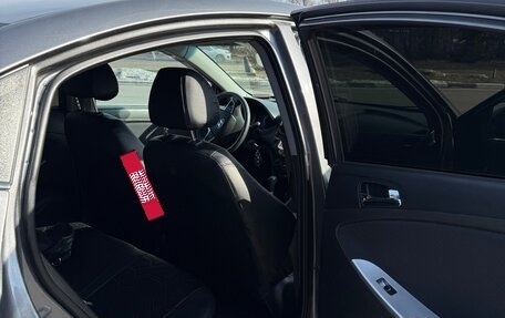 Hyundai Solaris II рестайлинг, 2014 год, 1 100 000 рублей, 7 фотография