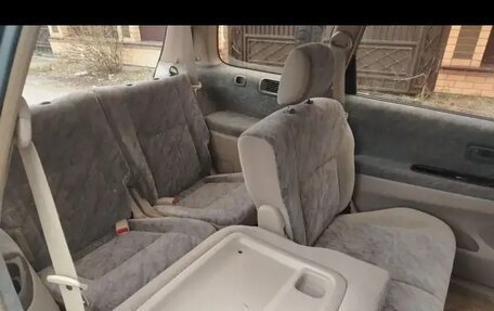 Toyota Gaia, 1998 год, 600 000 рублей, 5 фотография