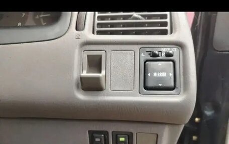 Toyota Gaia, 1998 год, 600 000 рублей, 14 фотография