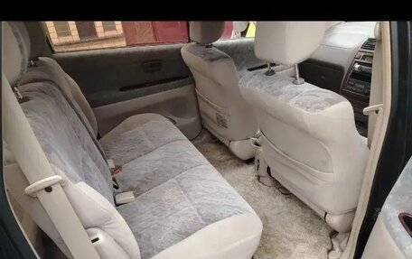 Toyota Gaia, 1998 год, 600 000 рублей, 11 фотография