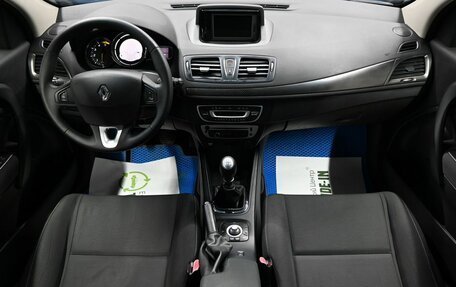 Renault Megane III, 2015 год, 945 000 рублей, 11 фотография