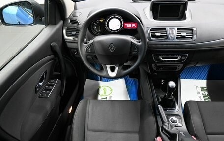 Renault Megane III, 2015 год, 945 000 рублей, 12 фотография