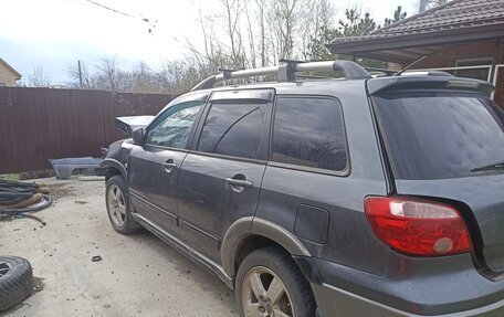 Mitsubishi Outlander III рестайлинг 3, 2006 год, 255 000 рублей, 1 фотография