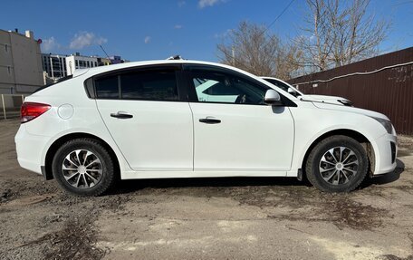 Chevrolet Cruze II, 2014 год, 830 000 рублей, 3 фотография
