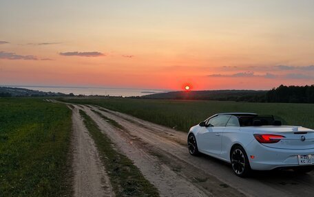 Buick Cascada, 2018 год, 2 300 000 рублей, 4 фотография