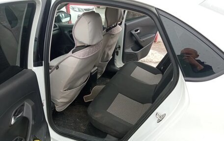 Volkswagen Polo VI (EU Market), 2014 год, 550 000 рублей, 4 фотография