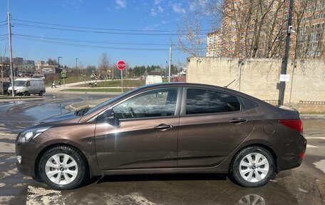 Hyundai Solaris II рестайлинг, 2016 год, 1 050 000 рублей, 3 фотография