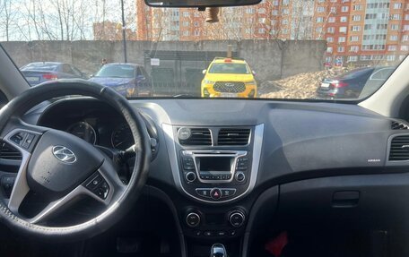 Hyundai Solaris II рестайлинг, 2016 год, 1 050 000 рублей, 8 фотография