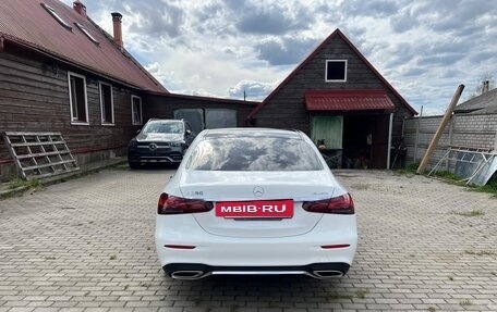 Mercedes-Benz E-Класс, 2022 год, 5 500 000 рублей, 5 фотография