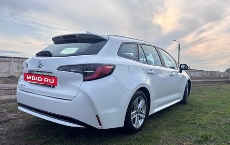 Toyota Corolla, 2020 год, 1 820 000 рублей, 5 фотография