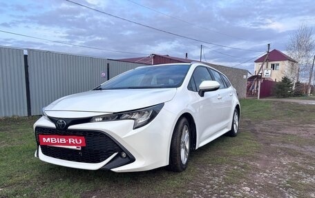Toyota Corolla, 2020 год, 1 820 000 рублей, 3 фотография
