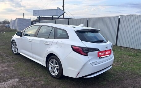 Toyota Corolla, 2020 год, 1 820 000 рублей, 4 фотография