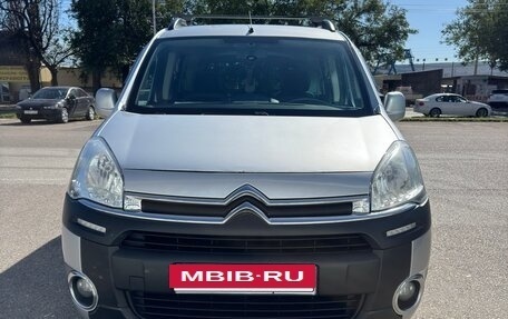Citroen Berlingo II рестайлинг, 2012 год, 800 000 рублей, 2 фотография