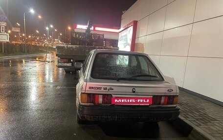 Ford Escort IV, 1989 год, 130 000 рублей, 4 фотография