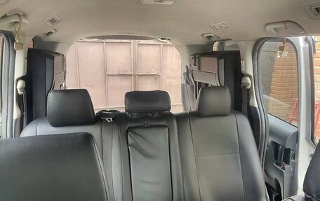 Toyota Voxy III, 2016 год, 1 450 000 рублей, 13 фотография