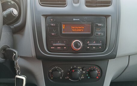 Renault Sandero II рестайлинг, 2014 год, 650 000 рублей, 11 фотография