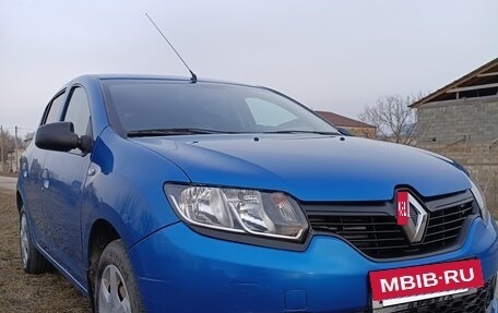 Renault Sandero II рестайлинг, 2014 год, 650 000 рублей, 2 фотография