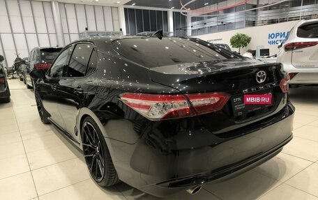 Toyota Camry, 2023 год, 3 850 000 рублей, 11 фотография