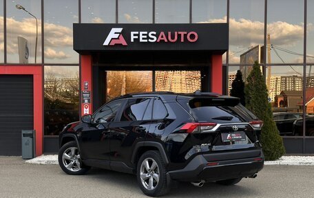 Toyota RAV4, 2019 год, 2 790 000 рублей, 7 фотография