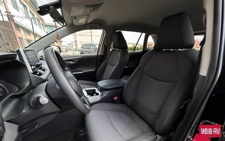 Toyota RAV4, 2019 год, 2 790 000 рублей, 10 фотография