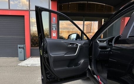 Toyota RAV4, 2019 год, 2 790 000 рублей, 9 фотография