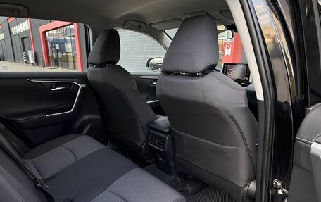 Toyota RAV4, 2019 год, 2 790 000 рублей, 25 фотография