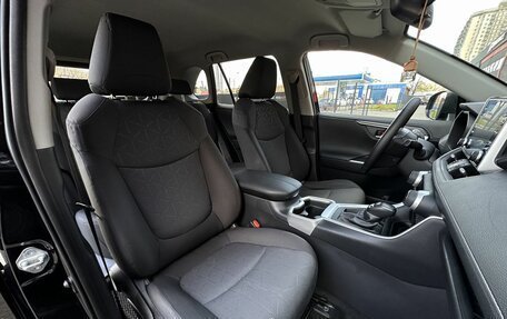 Toyota RAV4, 2019 год, 2 790 000 рублей, 20 фотография