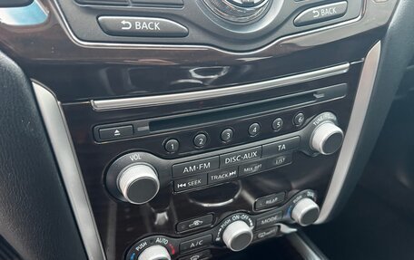 Nissan Pathfinder, 2015 год, 1 925 000 рублей, 17 фотография