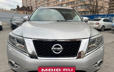 Nissan Pathfinder, 2015 год, 1 925 000 рублей, 38 фотография