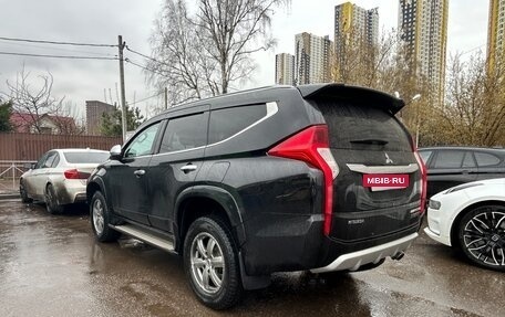Mitsubishi Pajero Sport III рестайлинг, 2019 год, 3 550 000 рублей, 6 фотография