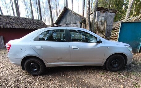 Chevrolet Cobalt II, 2013 год, 800 000 рублей, 4 фотография