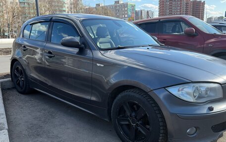 BMW 1 серия, 2006 год, 635 000 рублей, 4 фотография