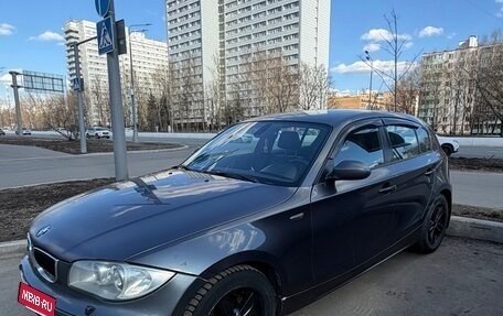 BMW 1 серия, 2006 год, 635 000 рублей, 5 фотография