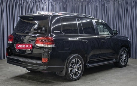 Toyota Land Cruiser 200, 2020 год, 10 498 000 рублей, 5 фотография