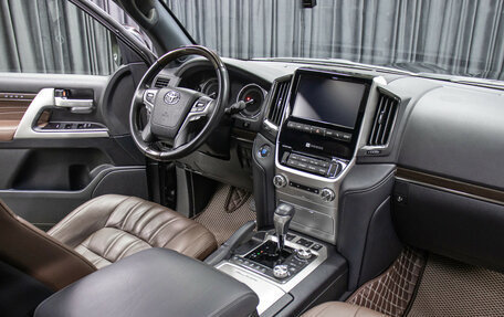 Toyota Land Cruiser 200, 2020 год, 10 498 000 рублей, 11 фотография