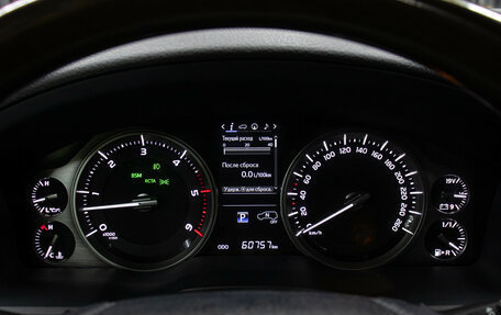 Toyota Land Cruiser 200, 2020 год, 10 498 000 рублей, 13 фотография