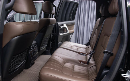 Toyota Land Cruiser 200, 2020 год, 10 498 000 рублей, 12 фотография