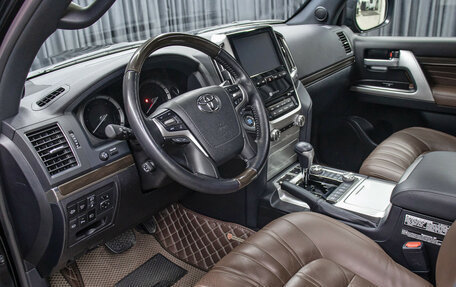 Toyota Land Cruiser 200, 2020 год, 10 498 000 рублей, 16 фотография