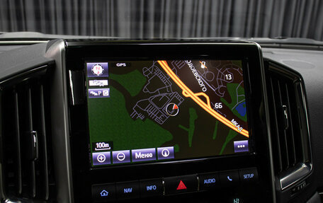 Toyota Land Cruiser 200, 2020 год, 10 498 000 рублей, 20 фотография