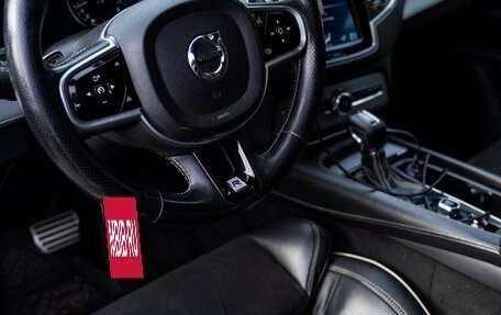 Volvo XC90 II рестайлинг, 2018 год, 3 000 000 рублей, 15 фотография