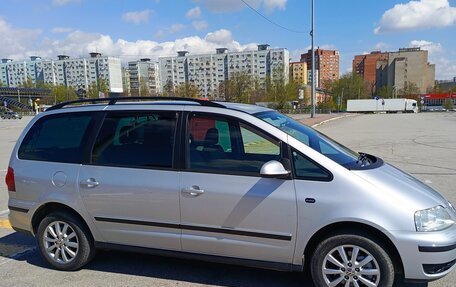 Volkswagen Sharan I рестайлинг, 2007 год, 700 000 рублей, 1 фотография