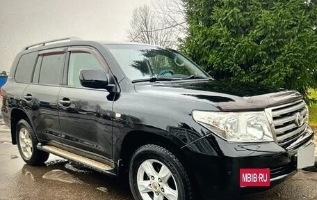 Toyota Land Cruiser 200, 2011 год, 2 800 000 рублей, 1 фотография
