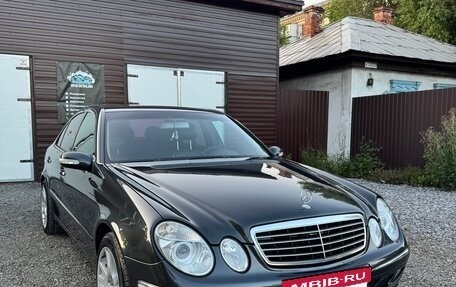 Mercedes-Benz E-Класс, 2003 год, 1 000 000 рублей, 4 фотография