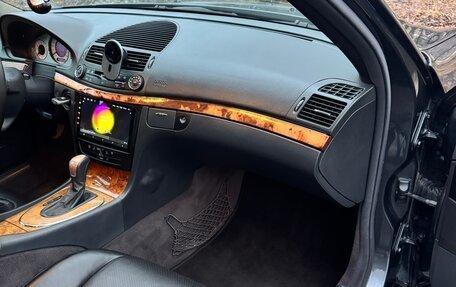 Mercedes-Benz E-Класс, 2003 год, 1 000 000 рублей, 12 фотография