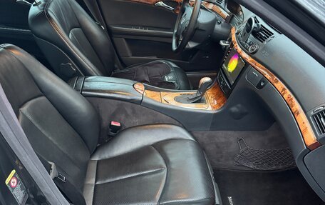 Mercedes-Benz E-Класс, 2003 год, 1 000 000 рублей, 11 фотография