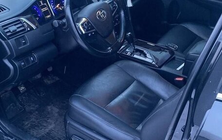 Toyota Camry, 2015 год, 1 630 000 рублей, 6 фотография