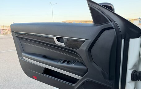 Mercedes-Benz E-Класс, 2013 год, 1 897 000 рублей, 32 фотография