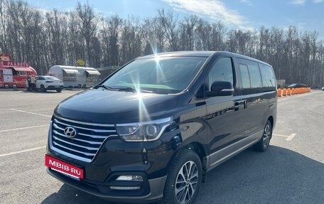 Hyundai Grand Starex Grand Starex I рестайлинг 2, 2019 год, 3 585 000 рублей, 11 фотография